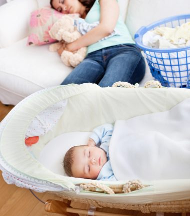 Cot or Bassinet – and when to transition